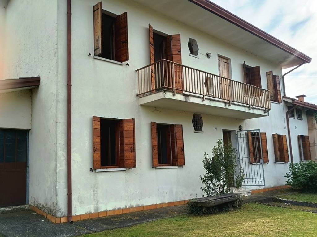casa indipendente in vendita a Riese Pio X in zona Vallà