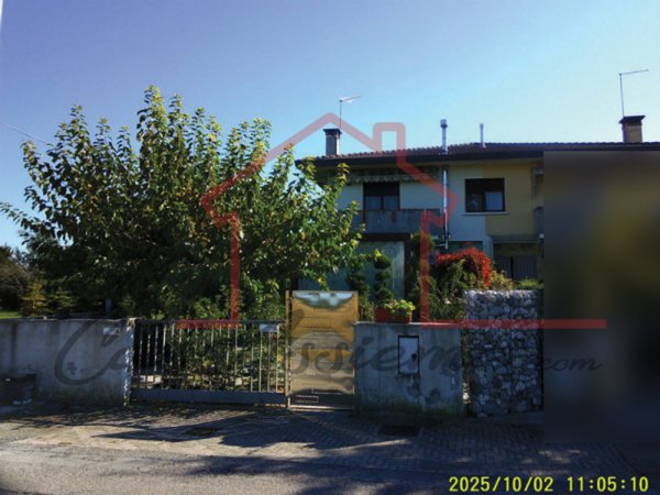 casa indipendente in vendita a Riese Pio X in zona Vallà