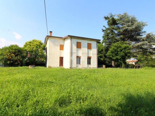 casa indipendente in vendita a Roncade in zona San Cipriano