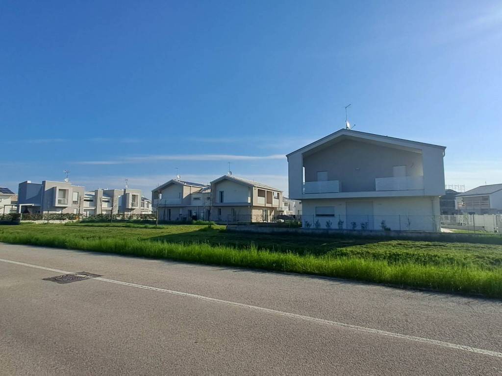 casa indipendente in vendita a Roncade