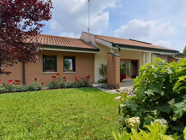 casa indipendente in vendita a Roncade