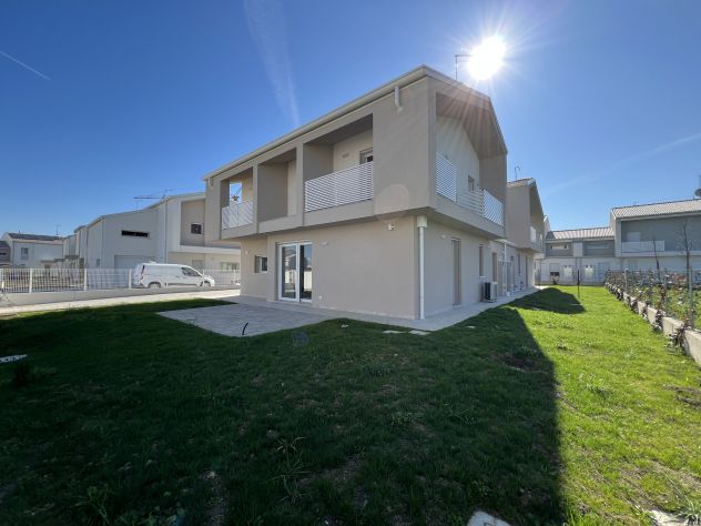 casa indipendente in vendita a Roncade