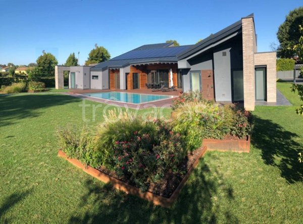 casa indipendente in vendita a Roncade