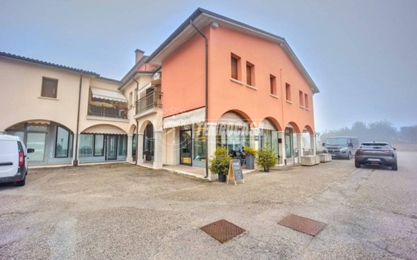 trivano in vendita a Roncade in zona Biancade