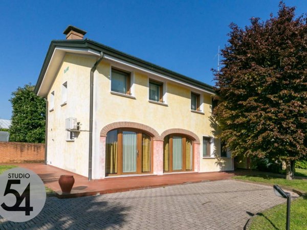 casa indipendente in vendita a Roncade