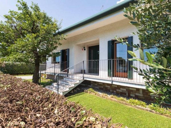 casa indipendente in vendita a Roncade