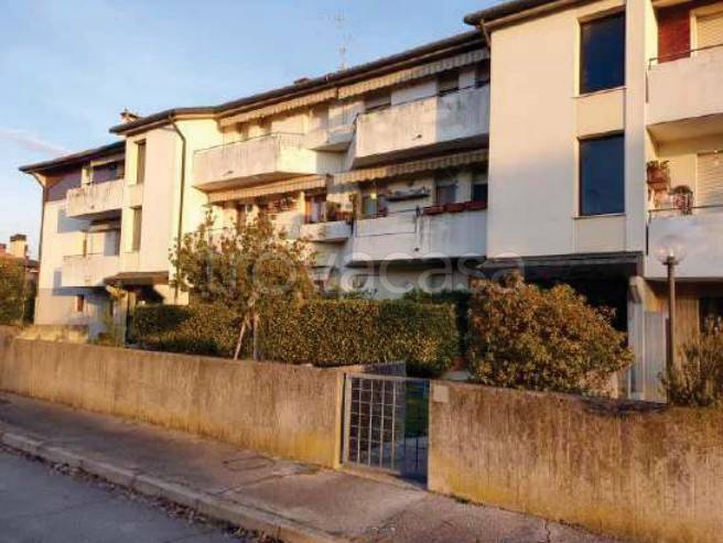 appartamento in vendita a Roncade in zona San Cipriano