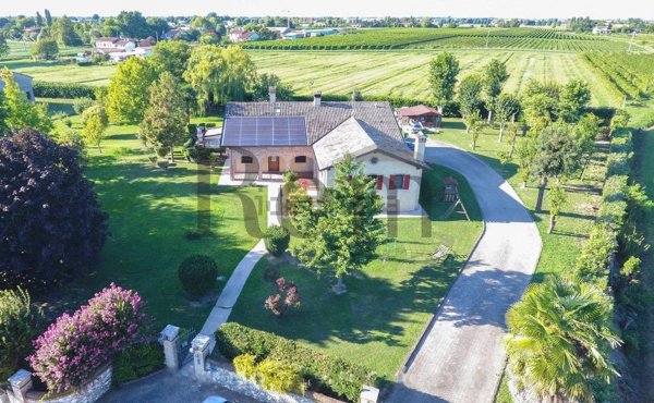 casa indipendente in vendita a Roncade