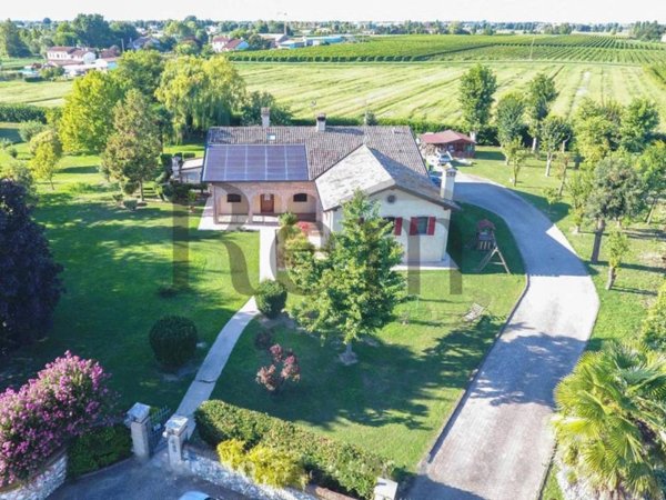 casa indipendente in vendita a Roncade