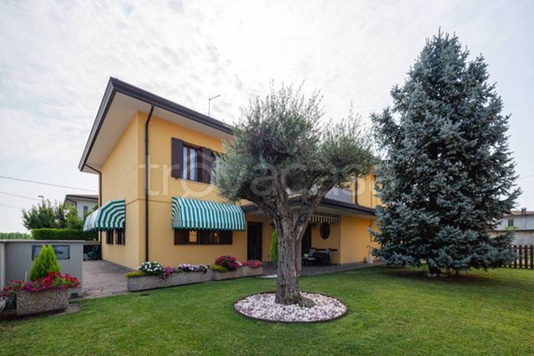 casa indipendente in vendita a Roncade in zona Biancade