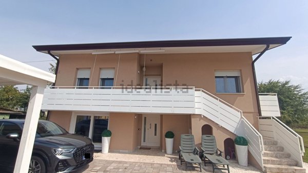 casa indipendente in vendita a Roncade in zona Musestre