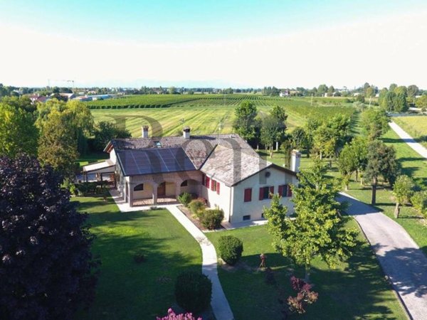 casa indipendente in vendita a Roncade