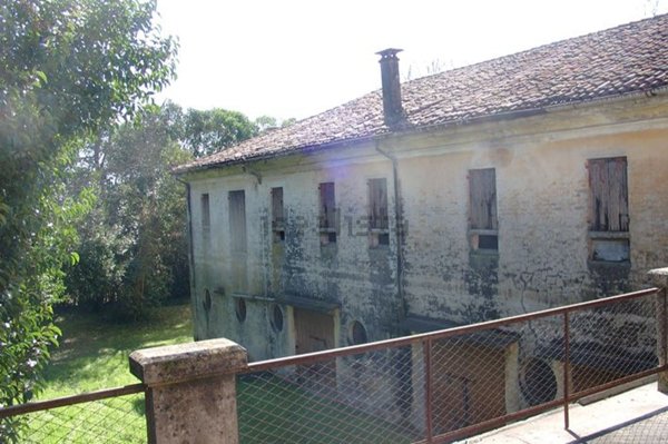 villa in vendita a Roncade