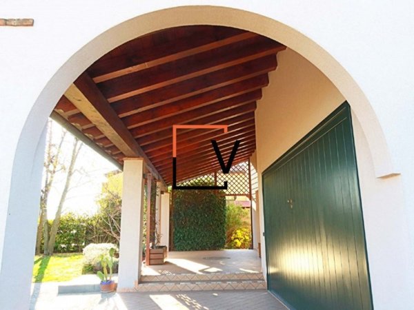 casa indipendente in vendita a Roncade in zona Vallio