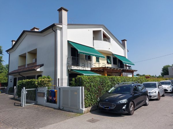casa semindipendente in vendita a Roncade