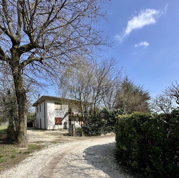 casa indipendente in vendita a Roncade in zona San Cipriano
