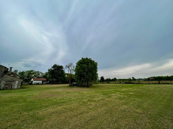 terreno edificabile in vendita a Roncade