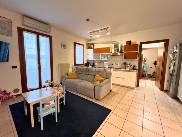 appartamento in vendita a Roncade in zona Biancade