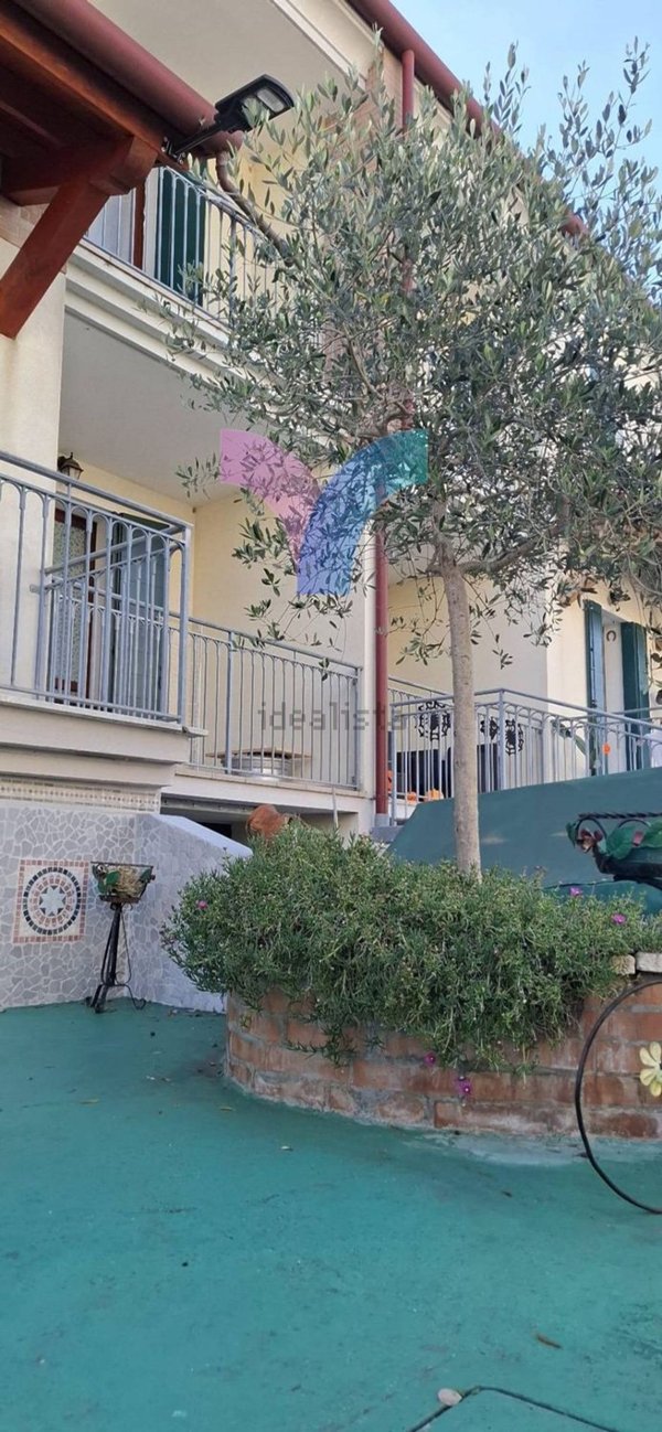 casa indipendente in vendita a Roncade in zona Vallio