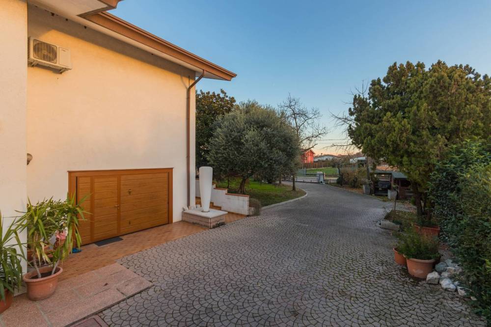 casa indipendente in vendita a Roncade