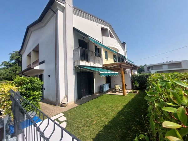 casa semindipendente in vendita a Roncade