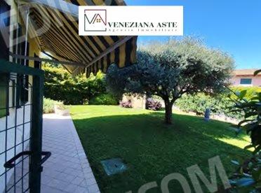 appartamento in vendita a Roncade in zona Vallio