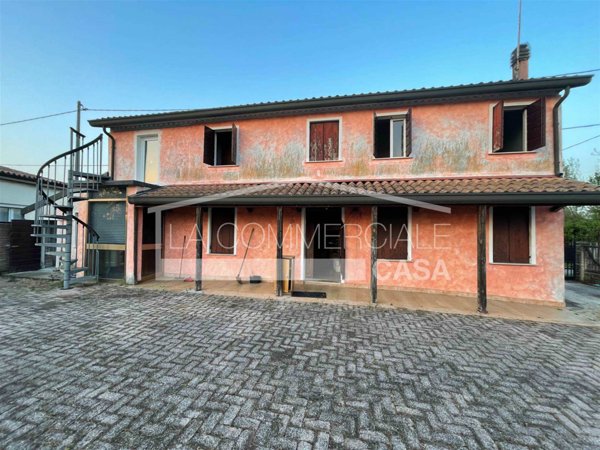 casa indipendente in vendita a Roncade in zona Musestre