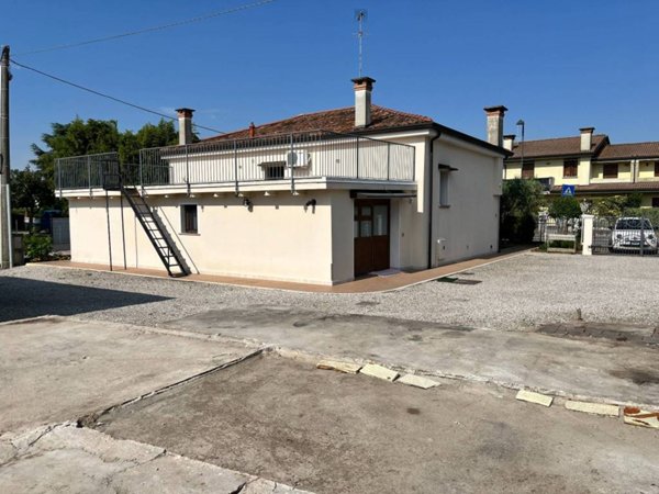 casa indipendente in vendita a Roncade in zona San Cipriano