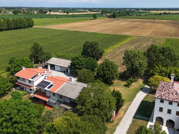 casa indipendente in vendita a Roncade in zona Musestre