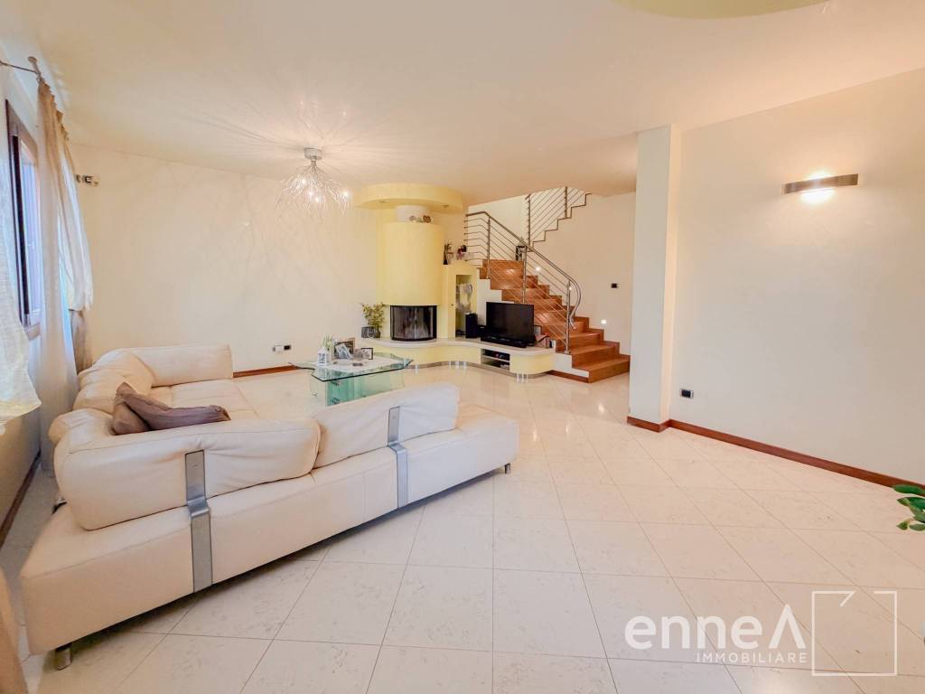 casa indipendente in vendita a Roncade in zona Vallio