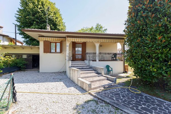 casa indipendente in vendita a Roncade