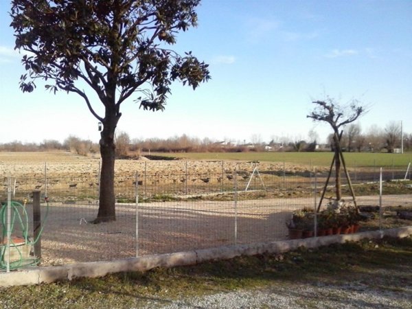 terreno in vendita a Roncade in zona Musestre