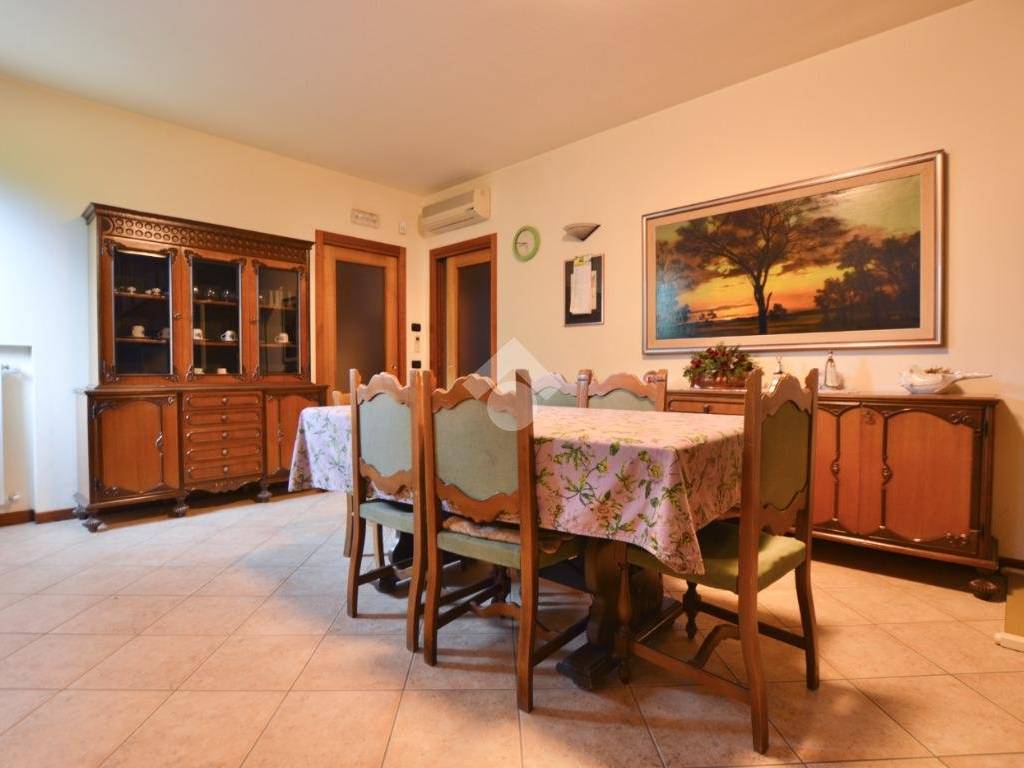 casa indipendente in vendita a Salgareda