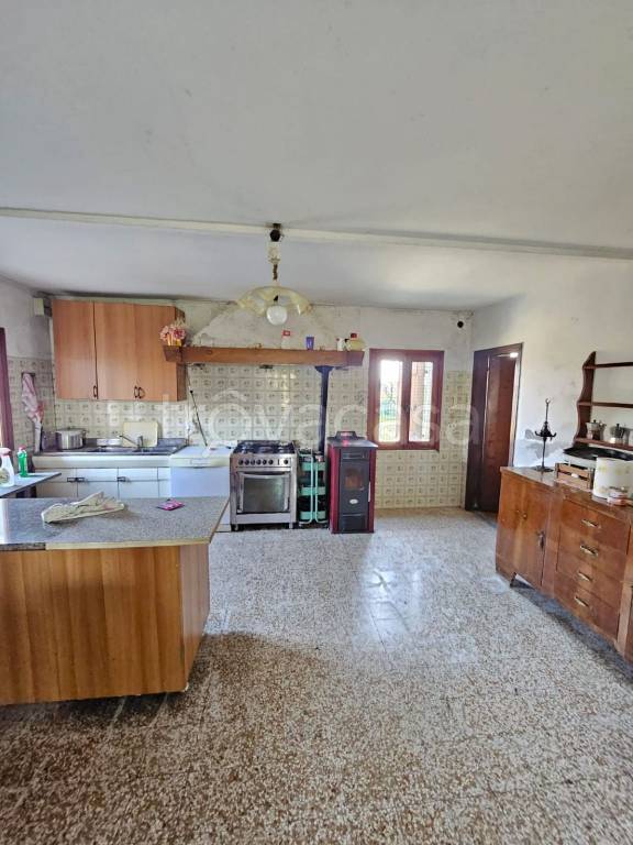 casa indipendente in vendita a Salgareda