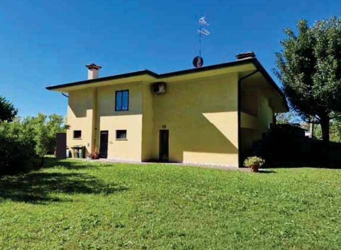 casa indipendente in vendita a Salgareda
