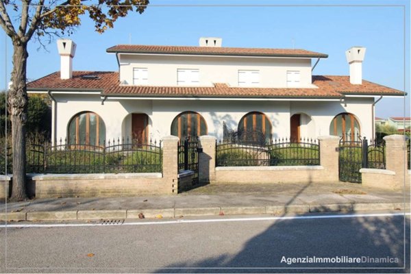 casa indipendente in vendita a Salgareda