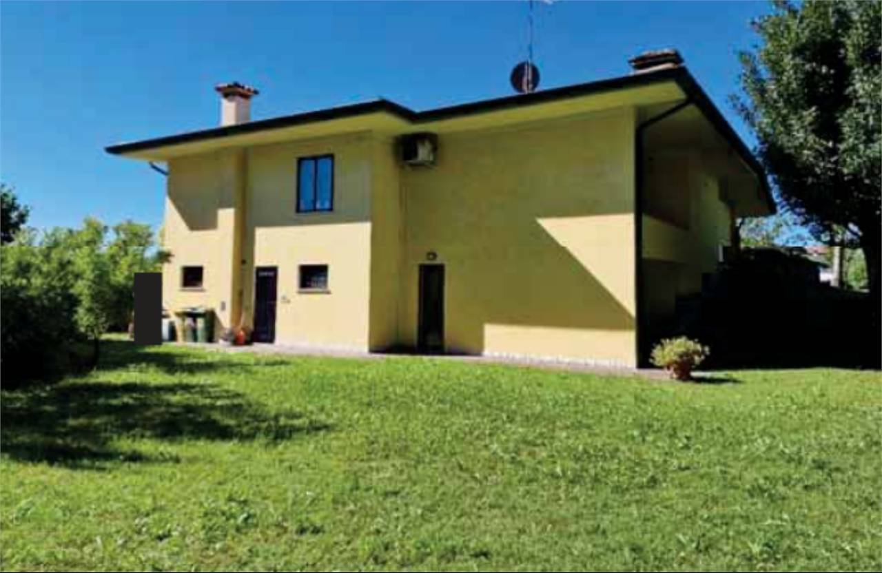 casa indipendente in vendita a Salgareda