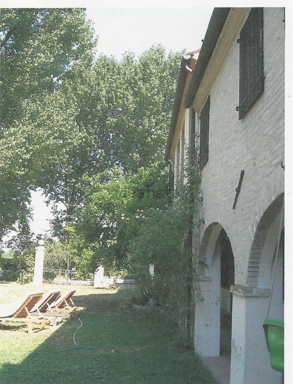 casale in vendita a Salgareda