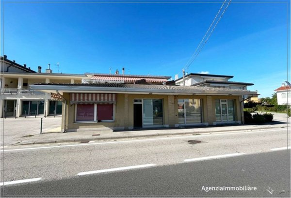negozio in vendita a Salgareda in zona Campodipietra