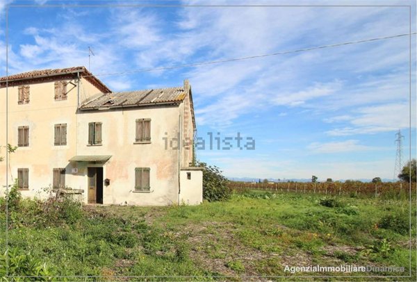 casa indipendente in vendita a Salgareda
