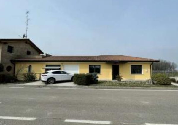 ufficio in vendita a Salgareda