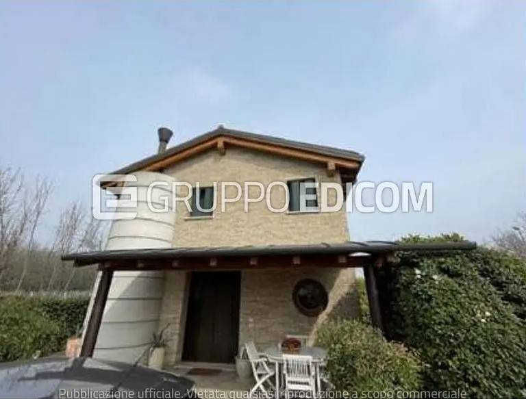 casa indipendente in vendita a Salgareda