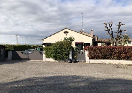 casa indipendente in vendita a Salgareda