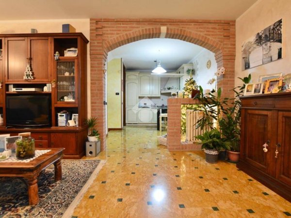 casa indipendente in vendita a Salgareda