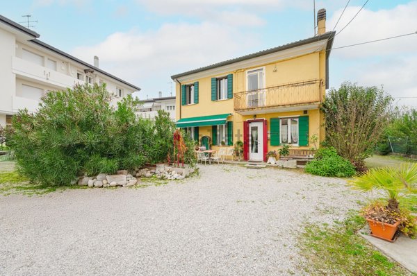 casa indipendente in vendita a Salgareda