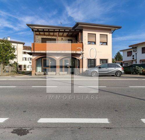 casa indipendente in vendita a Salgareda