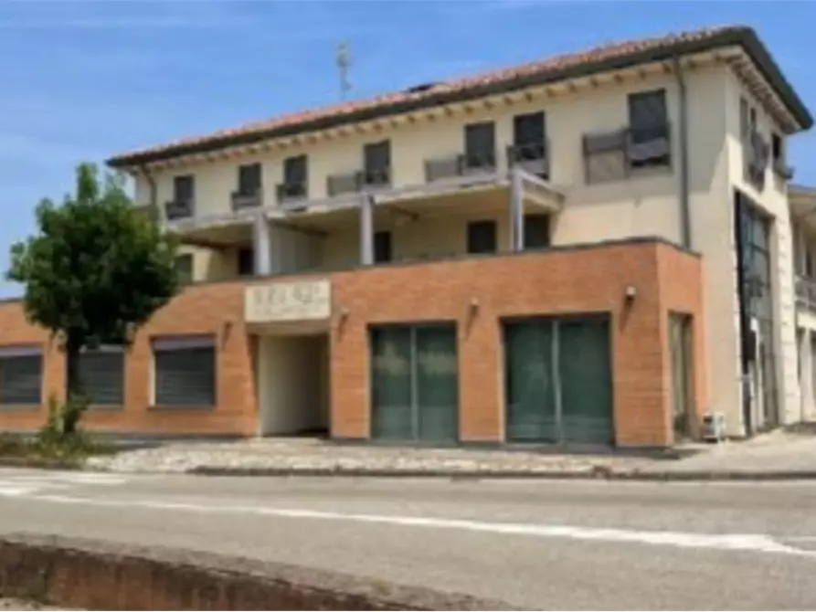 negozio in vendita a Salgareda in zona Campodipietra