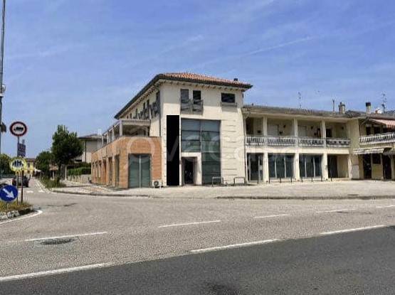 negozio in vendita a Salgareda