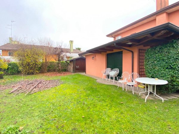 casa indipendente in vendita a Salgareda