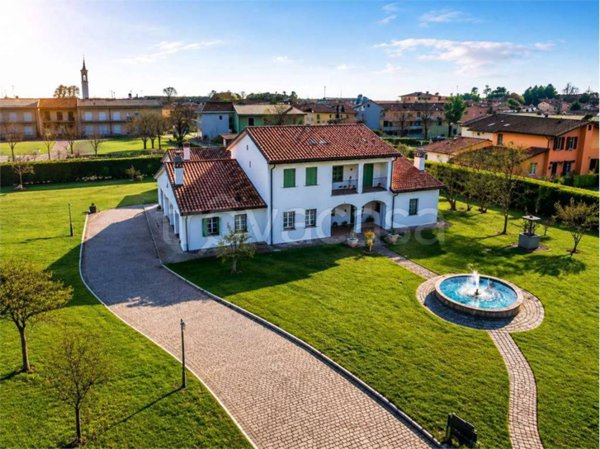 casa indipendente in vendita a Salgareda